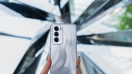 OPPO Reno12 pro自拍可不可以闭眼修复